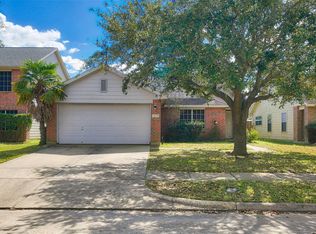 10618 Gold Finch Rd, Baytown, TX 77523