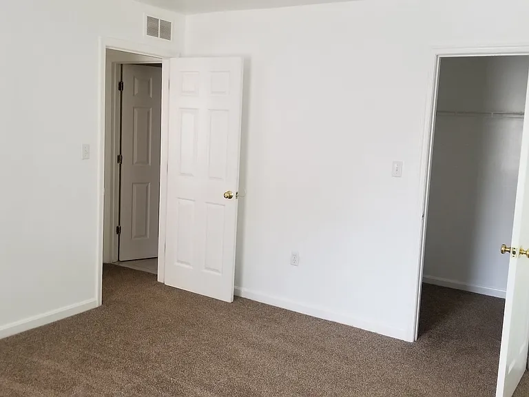 507 Capitol Hwy #202 — Photo 4
