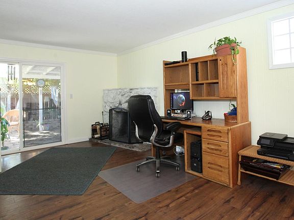 4th image of 1243 Burnham Dr