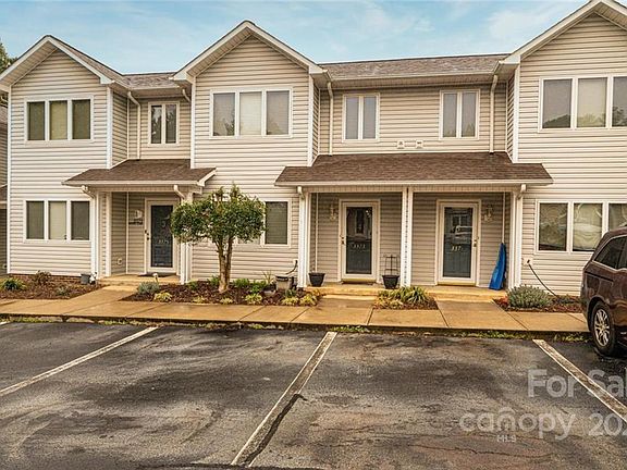 3rd image of 3373 White Oak Ct