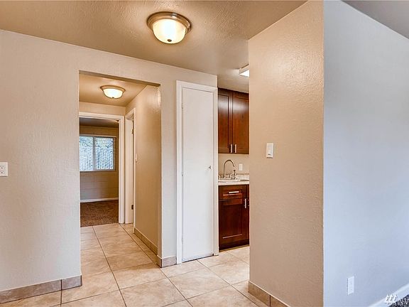 4th image of 1420 112th St S #1-16