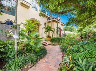 646 Parkview Ln, Naples, FL 34103