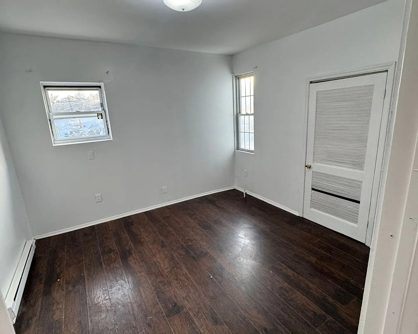 Convenient Corners at South Olden — Photo 2