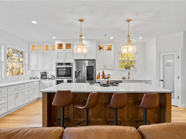 3902 Short Ln, Siloam Springs, AR 72761