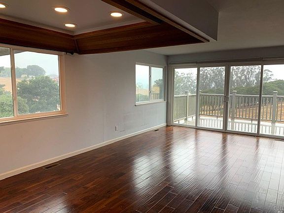 3rd image of 1398 Schuman Ln #B