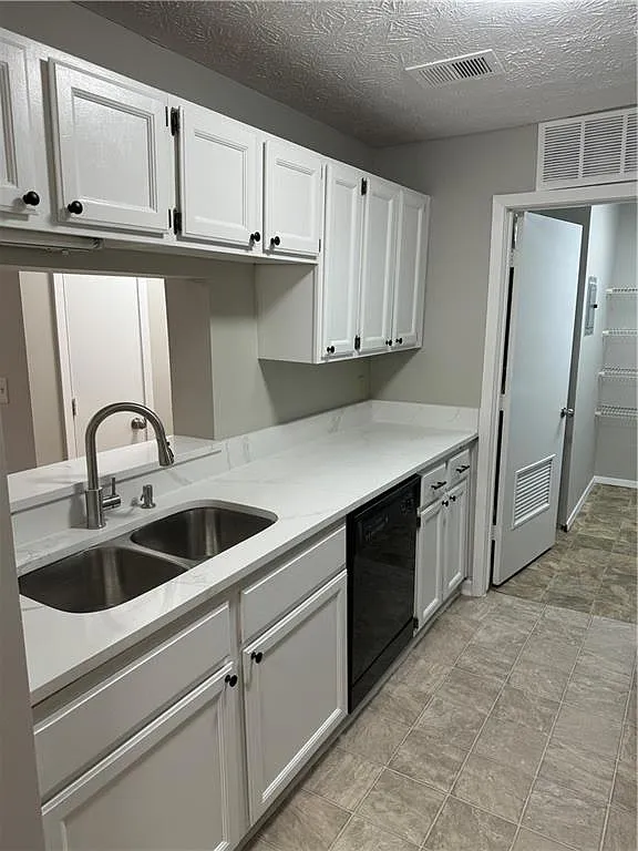 2 bed, 2.0 bath, 1068 sqft, $1,850 — Photo 4