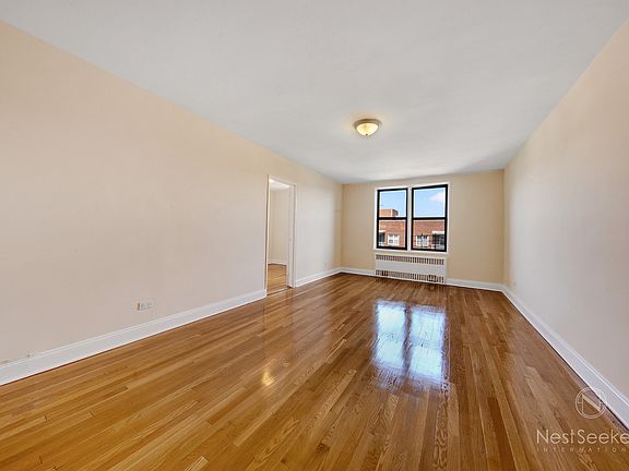 3rd image of 83-30 118th St #809