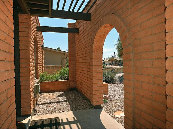 4120 E Beryl Ln Phoenix AZ-large-003-22-