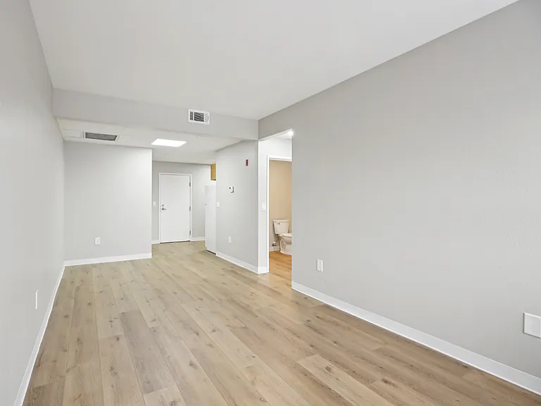 Spacious Living at Heritage Lofts, Piqua — Photo 34