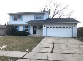 1176 Royal Blvd, Elgin, IL 60123