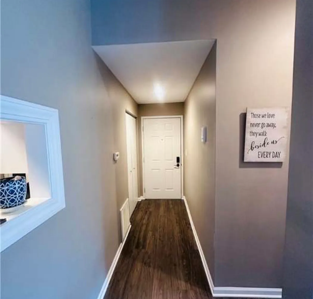 2 bed, 987 sqft, $1,500 — Photo 2