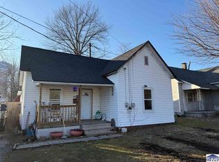 30 S McCammon St, Sullivan, IN 47882