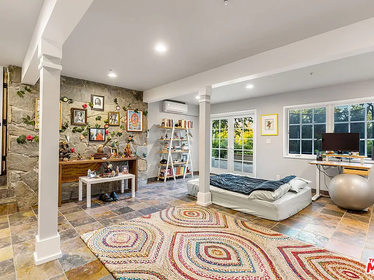 2716 Halsey Rd — Photo 36
