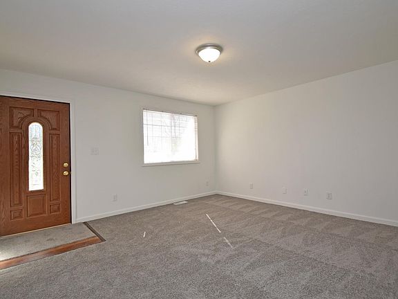 4th image of 21169 Alpine Dr Lot 1033
