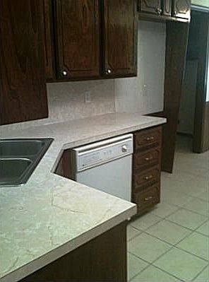 4th image of 1137 W Churchill Way