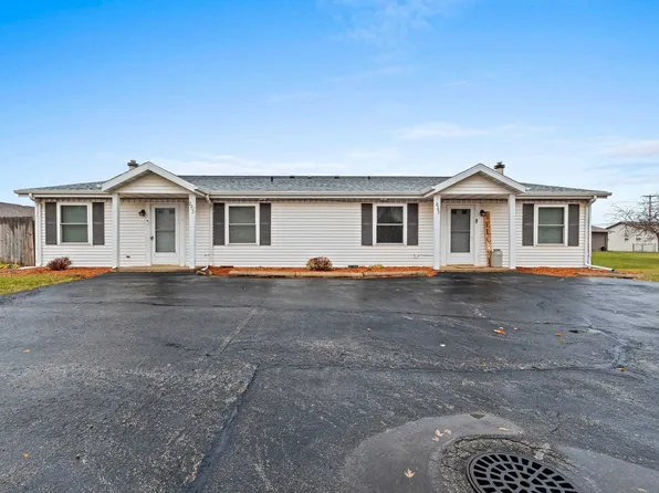 2700 Violet Ln, Green Bay, WI 54313