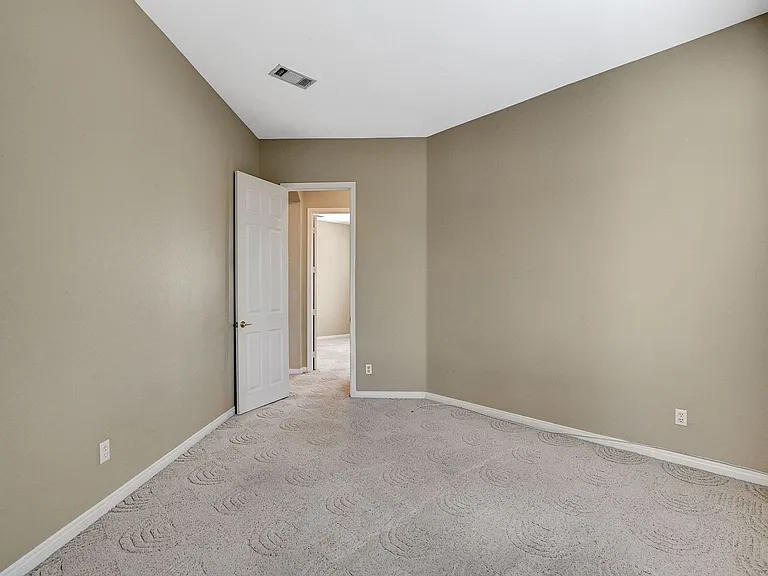 4737 Stavanger Ln — Photo 49