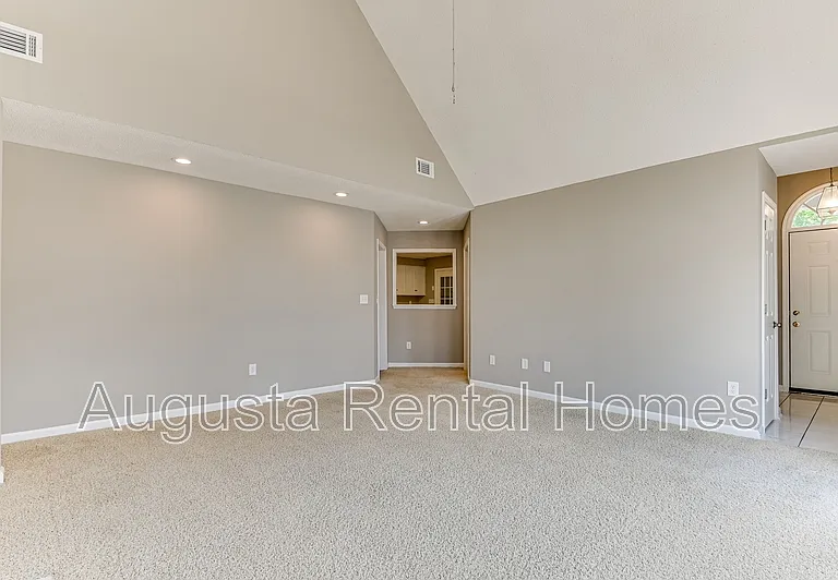 208 Stonington Dr — Photo 14