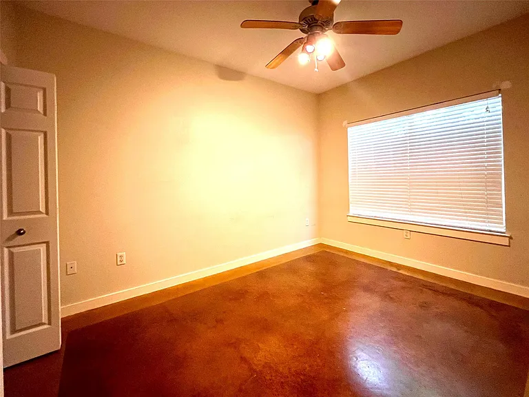 2106 Cullen Ave #112 — Photo 10