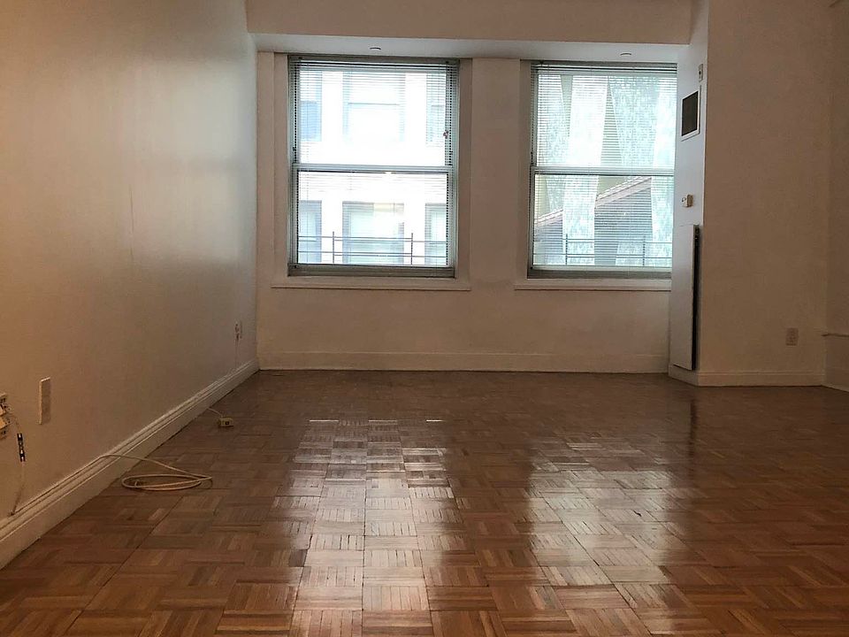 1st image of 88 Greenwich St APT 426