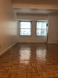 88 Greenwich Street #426 image 1 of 19