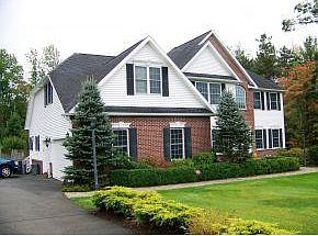 2nd image of 16 Fernwood Ln