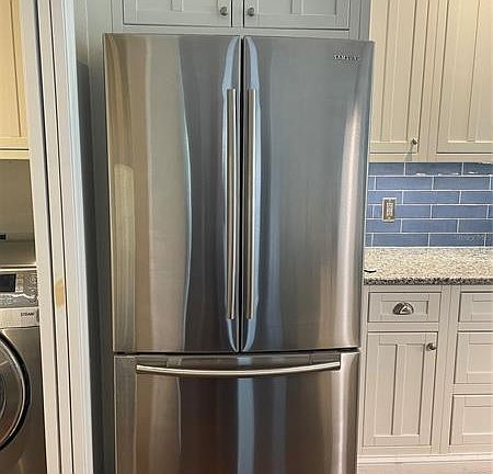 4th image of 8483 Idlewood Ct
