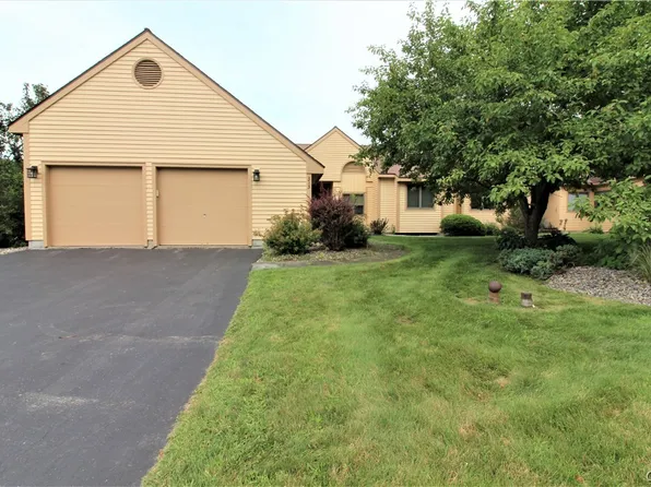313 White Heron Cir, Fayetteville, NY 13066
