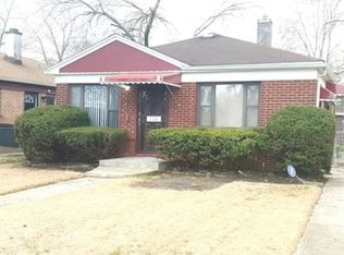 110 W 155th St, Harvey, IL 60426