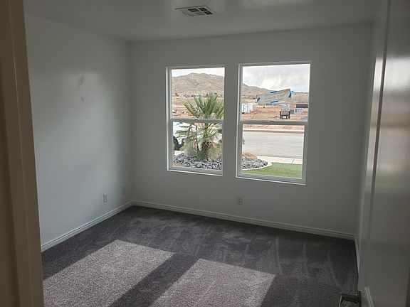 3rd image of 529 S Mirage Dr