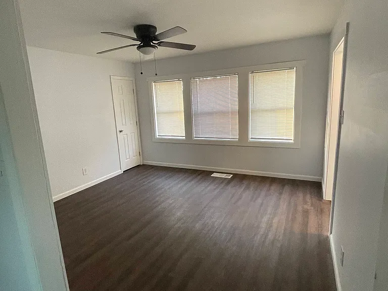 3225 Gifford St — Photo 26