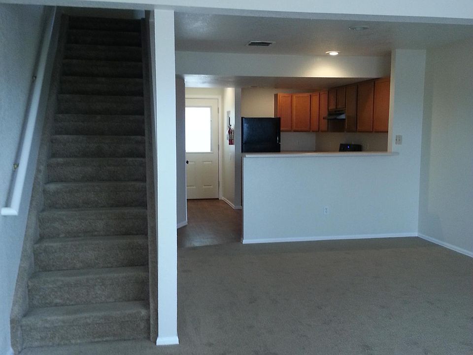 1st image of 115 S Abarr Dr