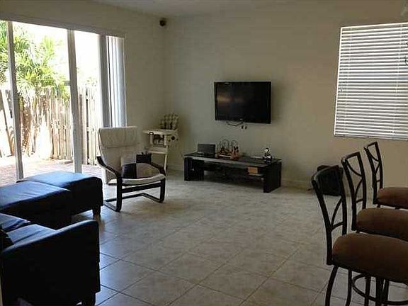 3rd image of 8728 NW 109th Ct