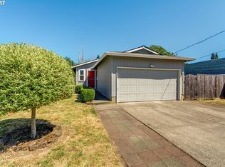 9227 SE Cooper St, Portland, OR 97266