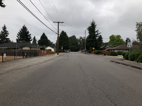5th image of 1346 6th St NE