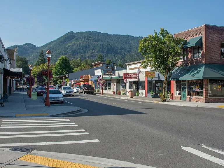 Shopping and dining options are plentiful in our neighborhood