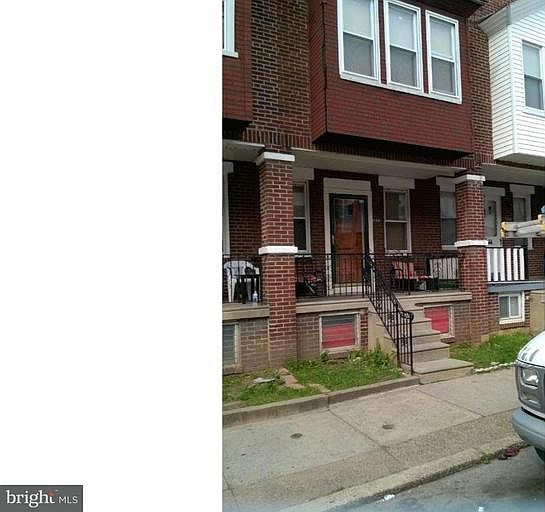 2nd image of 2128 Anchor St
