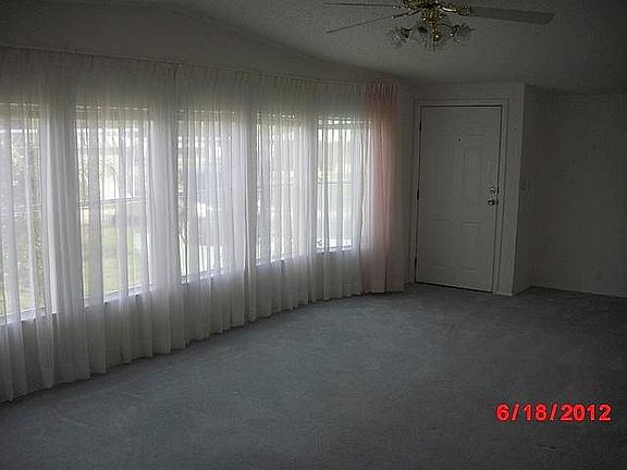 5th image of 27C Janice Ave