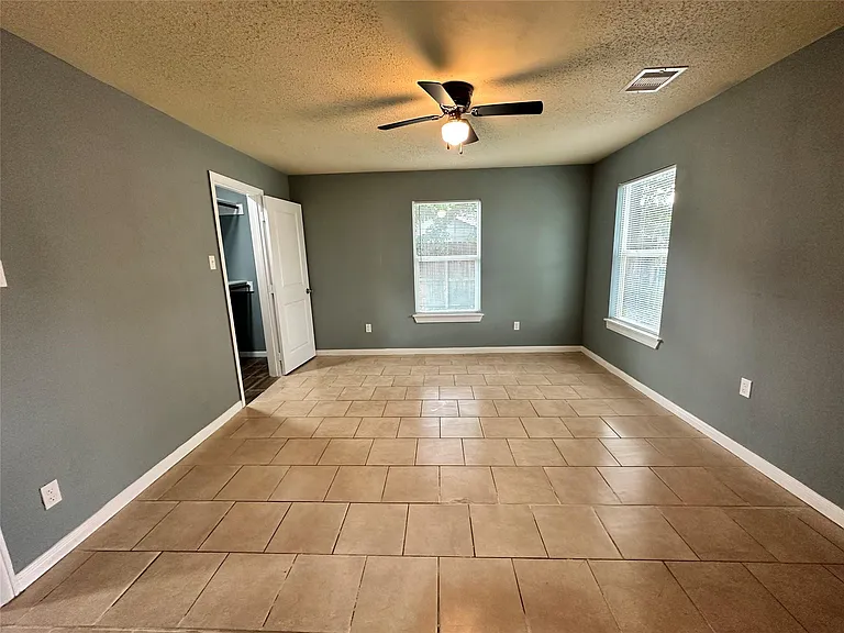 6911 Bauman Rd — Photo 15