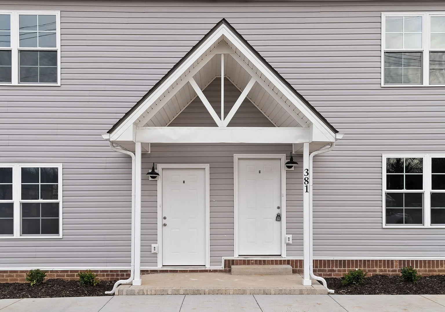 Lillie Belle Ln - 381 — Photo 3