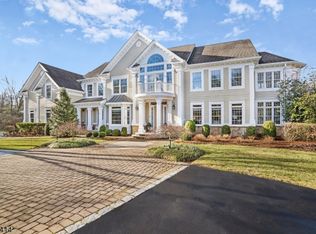 4 Meeker Rd, Basking Ridge, NJ 07920