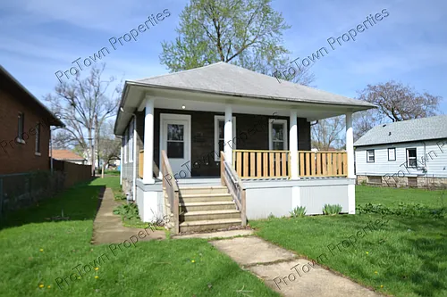 463 S Ottawa St Photo 1