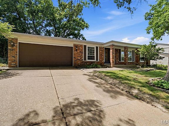 2nd image of 5615 Wieland Dr
