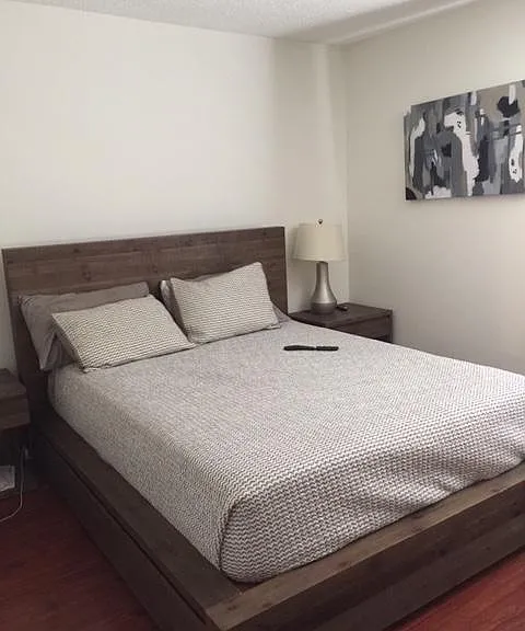 311 Montana Ave #302 — Photo 5