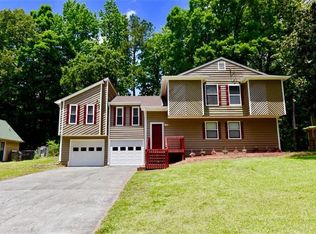 761 Farm Creek Rd NE, Woodstock, GA 30188