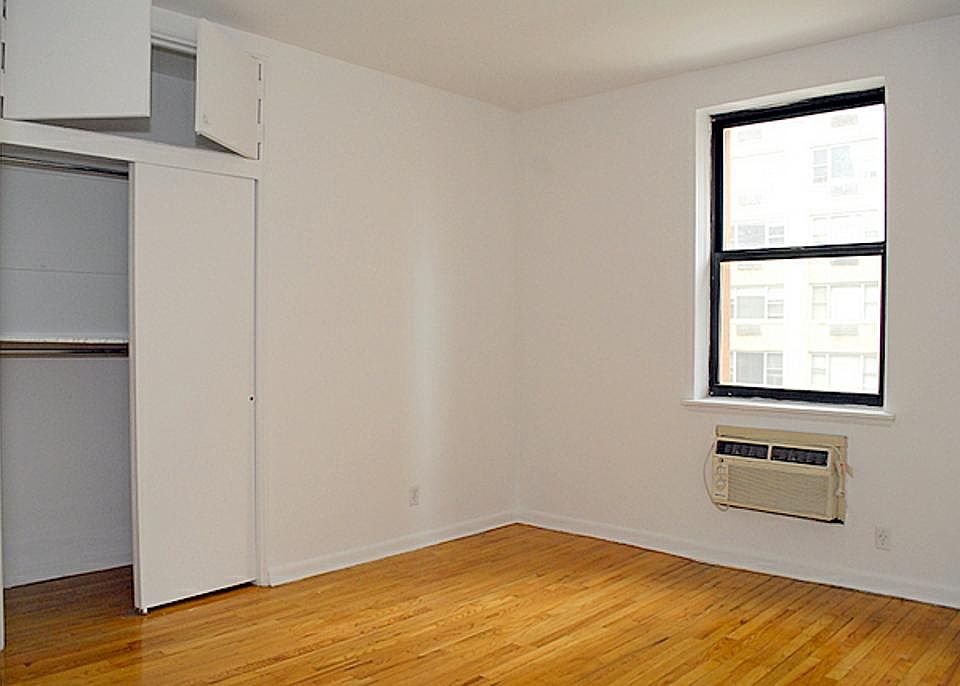 2nd image of 354 E 83rd St APT 5B
