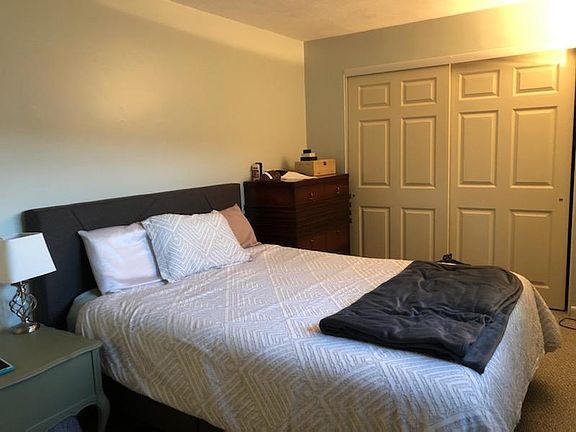 5th image of 220 Quincy Ave #42