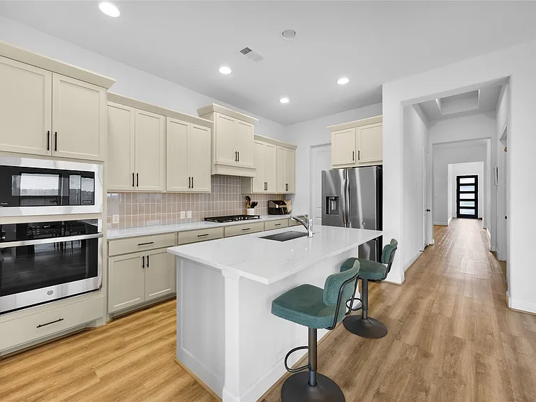 31243 Riley Heights Dr — Photo 18