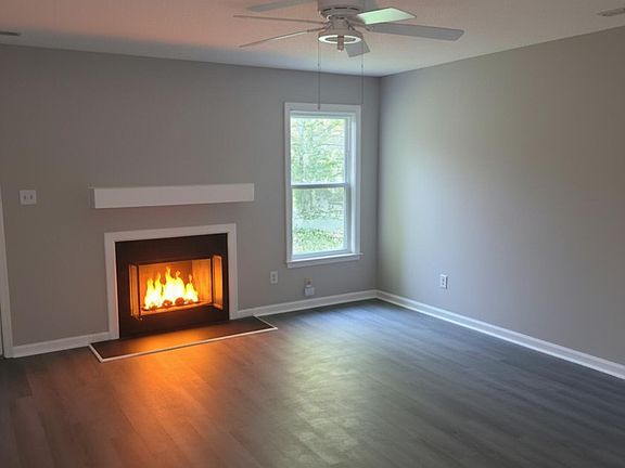 3rd image of 805 Dalewood Dr