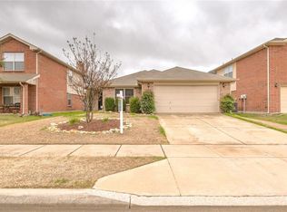 5712 Moon Flower Ct, Fort Worth, TX 76244